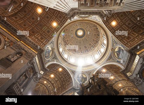 Interior of St. Peter's Basilica Stock Photo - Alamy