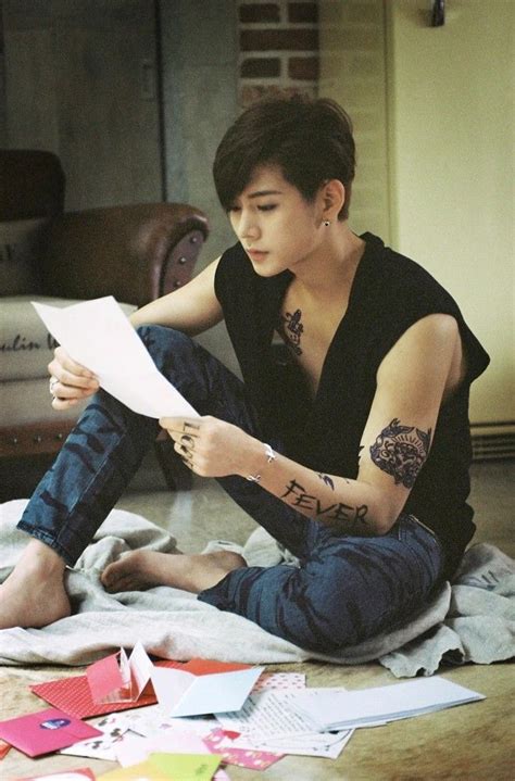 #REN #NUEST #REBIRTH #GOOD_BYE_BYE #렌 #뉴이스트 Nu Est, Pledis Entertainment, Kpop Groups, Teaser ...