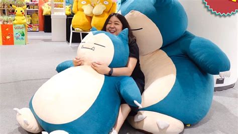 Two giant Snorlax plushies (35 & 59-inch) announced for release in ...