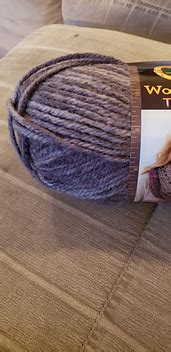 Ravelry: Lion Brand Wool-Ease Tonal