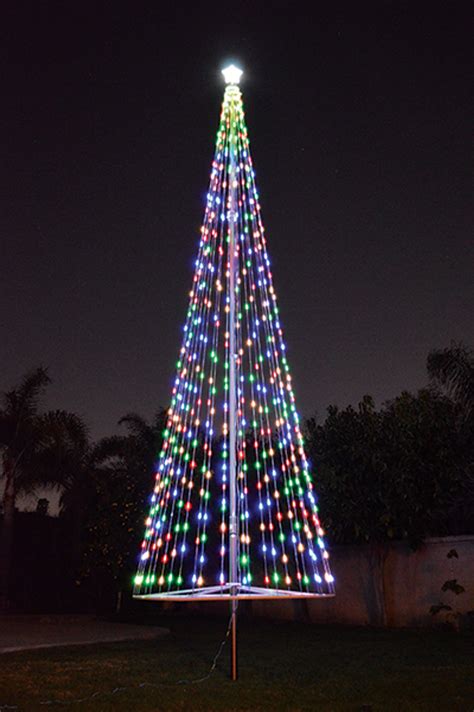 Flagpole Christmas Tree Kit - White - Uncommon USA