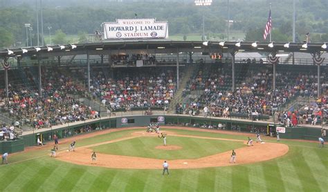 File:Little League World Series Game 2 crop.JPG - Wikimedia Commons