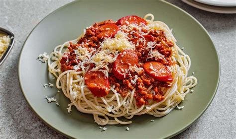 Best Pinoy Sweet Spaghetti Recipe | Pepper.ph