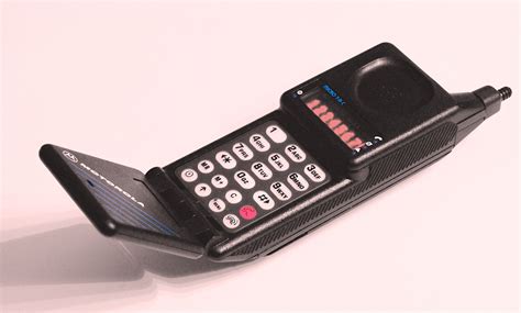 Motorola MicroTAC 9800X | IT History Society