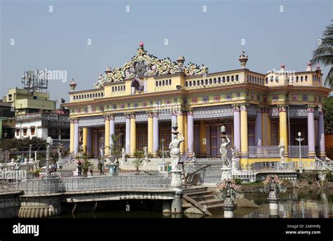 Jain Temple, Kolkata, West Bengal, India Stock Photo - Alamy