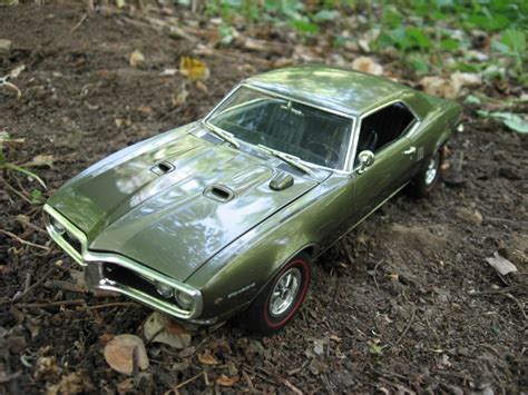 Revell model car Firebird 400 Ram Air 1968 in scale | Model Kits: cars ...