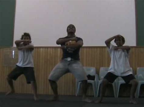 Maori Haka - Tutorial (New Zealand) - YouTube