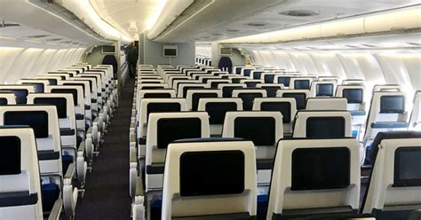 KLM introduces new Airbus A330-200 cabin interior for World Business ...