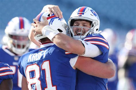 Bills Vs. Chiefs Betting Odds, Picks & NFL Playoff Predictions