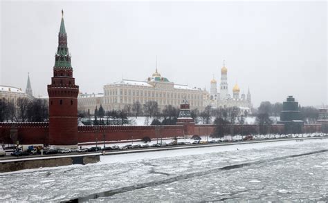 What is the Kremlin? Meaning of the term, where Putin's Moscow palace ...