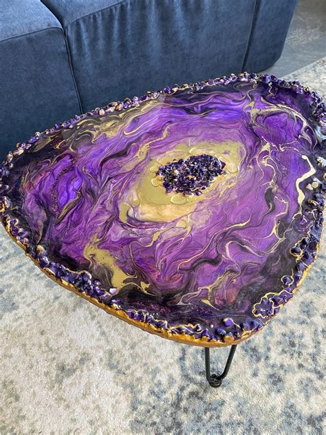 Amethyst Resin Table Epoxy Coffee Table Artist Art Violet Geod - Etsy | Amethyst geode, Purple ...