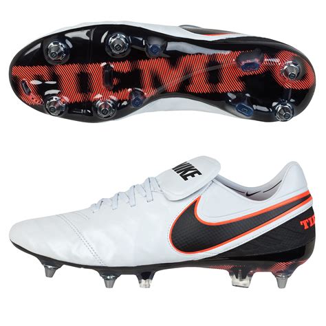 Buy Nike Tiempo Rugby Boots Legend 6 (VI) & older models (V, IV) - compare prices, read reviews