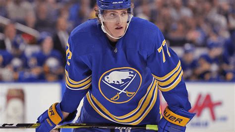 Buffalo Sabres’ Tage Thompson leaves game with upper-body injury