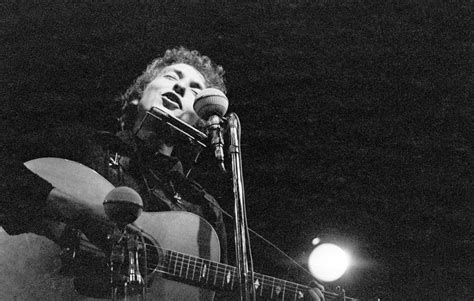 Bob Dylan on the greatest singer of his generation