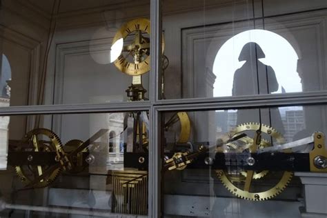 How to Visit Les Invalides in Paris and Napoleon's Tomb - Hellotickets