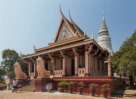 7 Temples in Phnom Penh