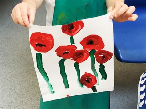 Poppy painting - Greswell Primary school