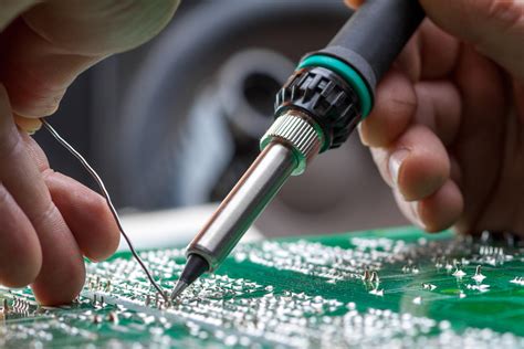 Repair of electronic devices, tin soldering parts | FTM Technologies