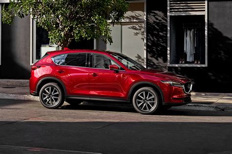 Automotive Assembly Line: 2017 MAZDA CX-5 INTERIOR REVIEW: PREMIUMISH (http://www.motortrend.com ...