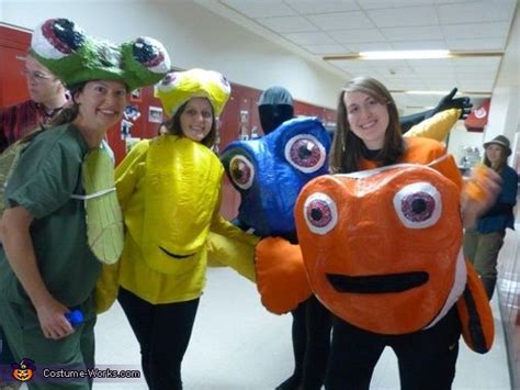 Finding Nemo - DIY Dory Costume - Photo 2/10 | Dory costume, Finding ...