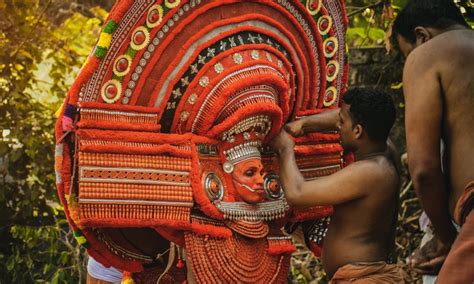 Theyyam in North Kerala - A guide to chasing the cultural festival