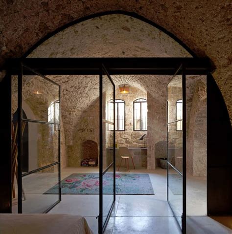 300 year old house combines authentic and modern architecture