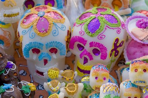 The History of Dia de los Muertos Sugar Skulls