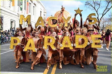 Macy's Thanksgiving Day Parade 2021 - Celebrity Performers & How to ...