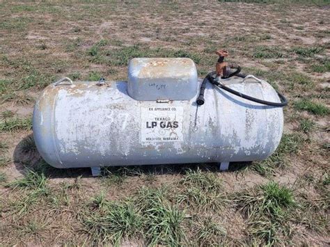 Propane Tank, 100 gal. - Adam Marshall Land & Auction, LLC