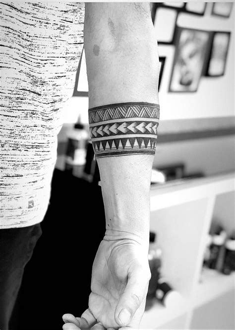 Pin de Nicolas Nou en a en 2020 | Tatuaje de brazalete, Tatuaje brazalete maori, Tatuajes