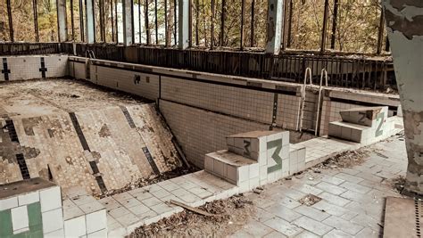 Pripyat, Ukraine, 2021 - Abandoned pool in Chernobyl 3731994 Stock ...