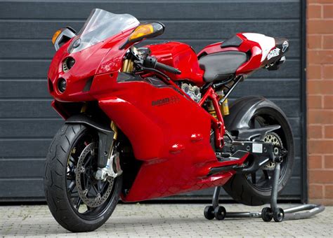 999, doomed to controversy because of the SSSA? in 2023 | Ducati ...