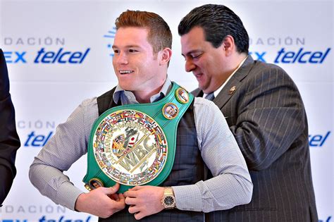 Canelo Alvarez presented with WBC belt in Mexico City ceremony ...