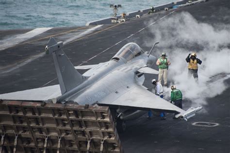 French Rafale Fighters to Deploy on Carrier USS George H.W. Bush This Spring