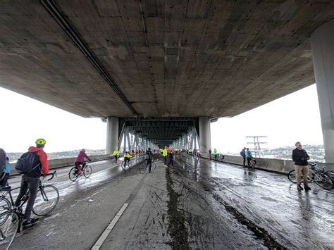 Express lanes became bike lanes for the Emerald City Ride : r/SeattleWA