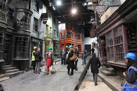 Harry Potter Studio Tour London - Diagon Alley (54) - HeyUGuys