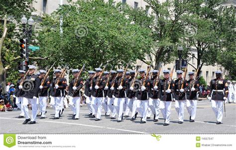 Memorial Day Parade in Washington, DC. Editorial Photography - Image of bands, human: 14557547