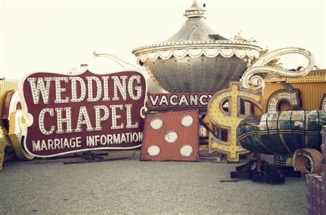 Vintage Vegas | Vegas sign, Vintage store signs, Las vegas love