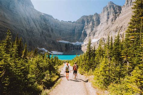 Iceberg Lake Trail: Glacier National Park | The Mandagies