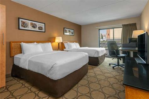 Comfort Inn Pickering, ON - See Discounts