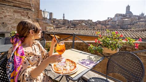 14 Types Of Restaurants In Italy, Explained