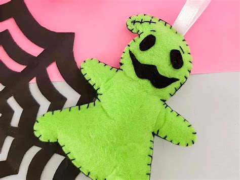 Oogie Boogie Plush from Nightmare Before Christmas - Single Girl's DIY