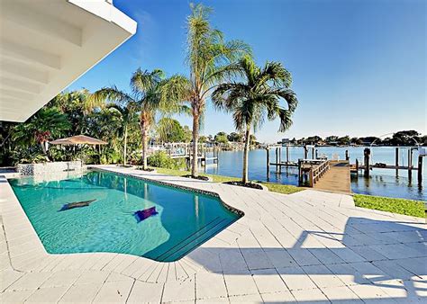 Florida Vacation Rentals- Private Pool, Canal & Beach Vacation Homes