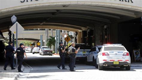 1 person dead after shooting near mall in South Florida | Fox News