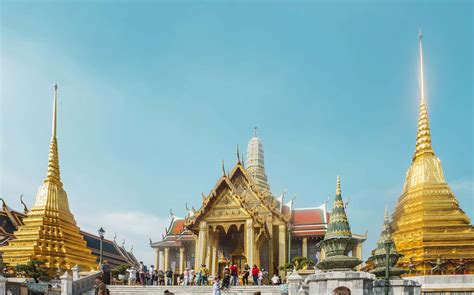 Wat Phra Kaew in Bangkok: the Complete Guide