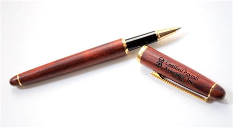 Personalized Engraved Pen Perfect Graduation Fathers Day Gift