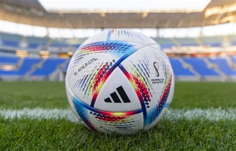 Coupe du monde 2022 : Le ballon officiel est disponible chez Adidas