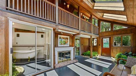 PHOTOS: Whoopi Goldberg lists Berkeley estate for $1.3 million - ABC7 ...