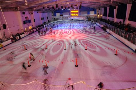 You Can Pretend It's Winter When You Go Skating At The Ice Palace In Hawaii