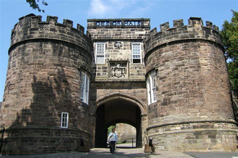 Visiting Skipton Castle, North Yorkshire